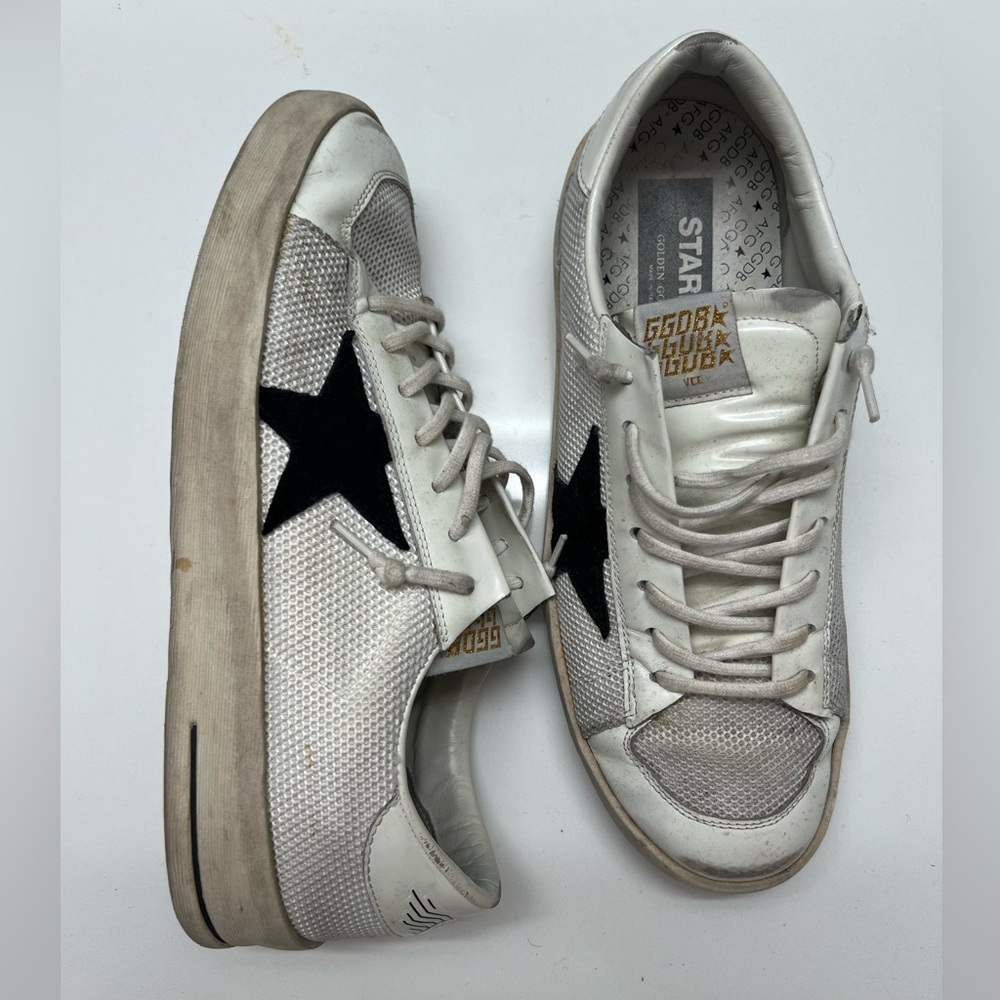 Golden Goose Men Sneakers - Standard Size 9